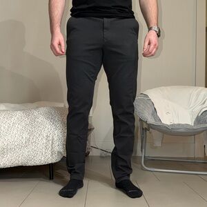 Bonobos Men’s 2.0 Chino in Washed Black size 32x32 - Slim Taper